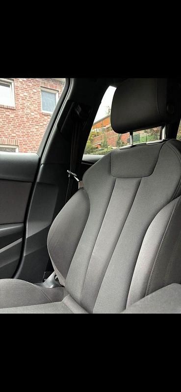 Gebraucht Audi A4 S-Line 150 PS (110 kW) 2018 Schwarz Kombi