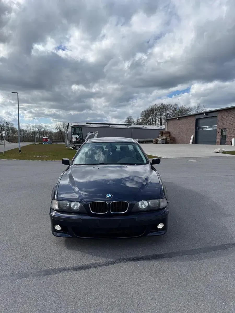 Gebraucht BMW 523 Performance 170 PS (125 kW) 2000 Blau Limousine
