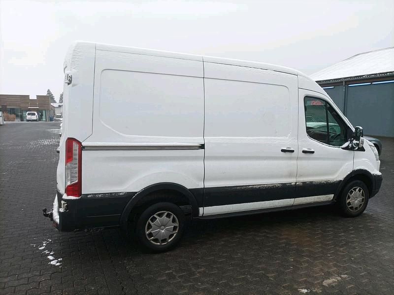 Gebraucht Ford Transit 125 PS (91 kW) 2016 Weiß Van / Kleinbus