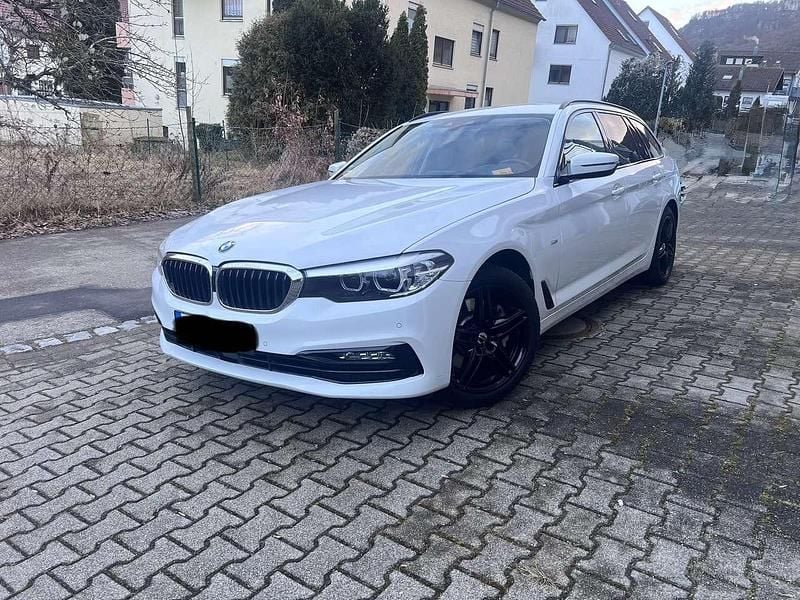 Gebraucht BMW 530 Sport Line 252 PS (185 kW) 2017 Weiß Kombi