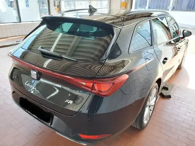 Gebraucht Seat Leon FR 150 PS (110 kW) 2022 Schwarz Limousine