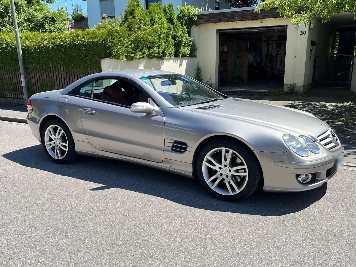 Gebraucht Mercedes SL350 272 PS (200 kW) 2006 Andere farben Cabrio
