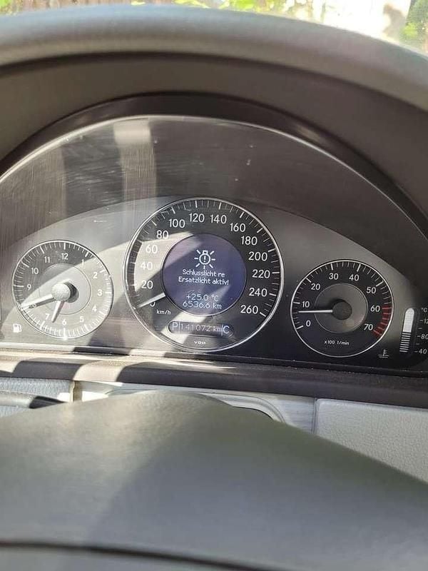 Blau Gebraucht 2005 Mercedes CLK320 Coupé | 6.000 € (Guter Preis) - Bild 1/4