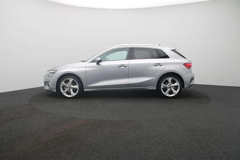 Gebraucht Audi A3 Advanced Plus 150 PS (110 kW) 2023 Florettsilber metallic Limousine