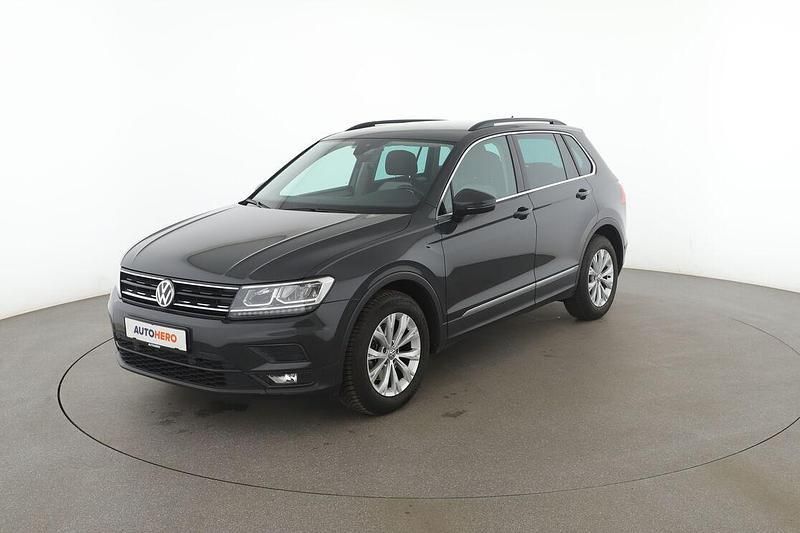 Grau Gebraucht 2018 VW Tiguan Comfortline SUV | 20.710 € (Guter Preis) - Bild 1/3