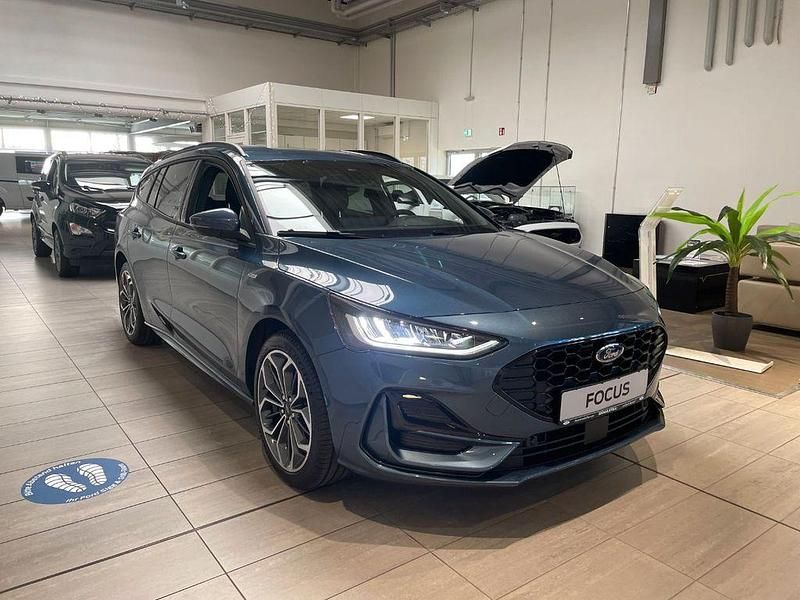 Neu Ford Focus ST-Line X 116 PS (85 kW) 2026 Blau Limousine