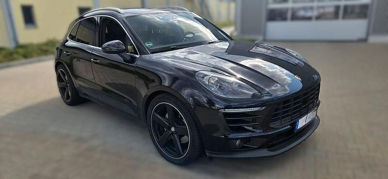 Second-hand Porsche Macan S 258 CP (189 kW) 2017 Negru SUV