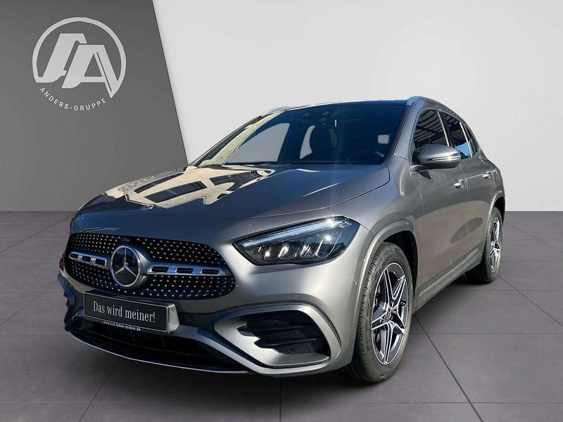 Gebraucht Mercedes GLA220 Premium 190 PS (139 kW) 2023 Mountaingrau SUV