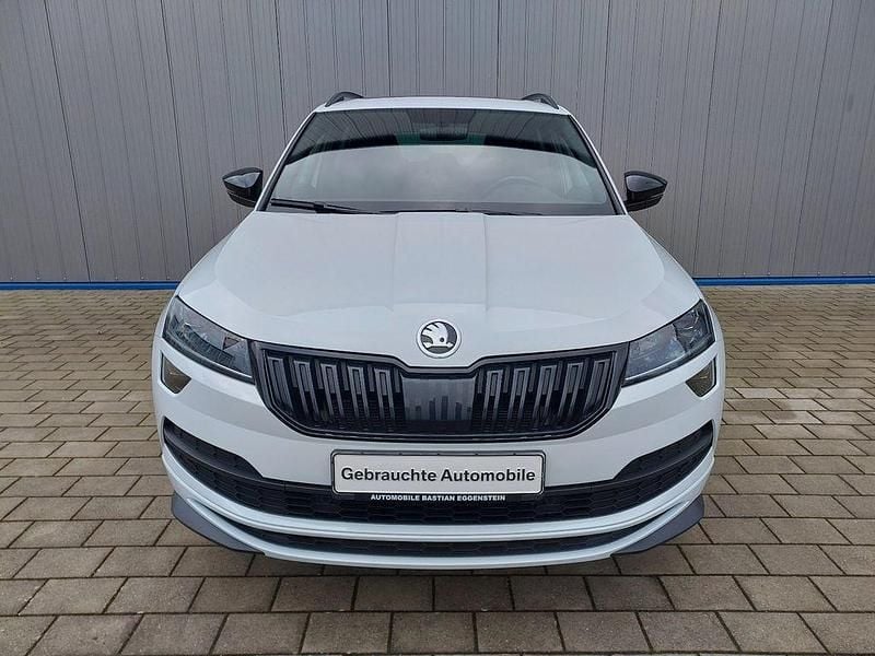 Gebraucht Skoda Karoq SportLine 190 PS (139 kW) 2022 Weiß SUV
