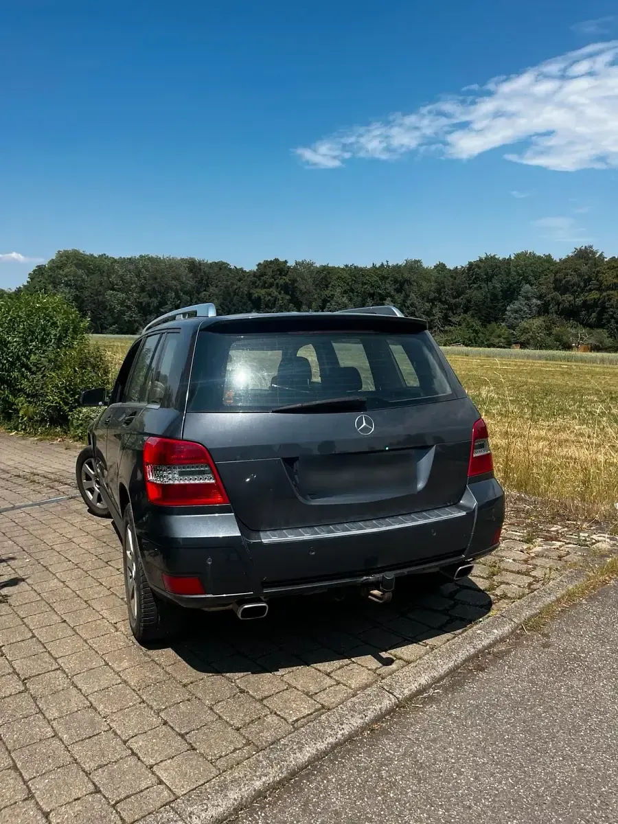 Gebraucht Mercedes GLK250 214 PS (157 kW) 2010 Schwarz SUV