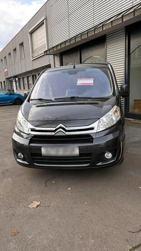 Schwarz Gebraucht 2015 Citroën Jumpy Van / Kleinbus | 12.900 € (Fairer Preis) - Bild 1/4