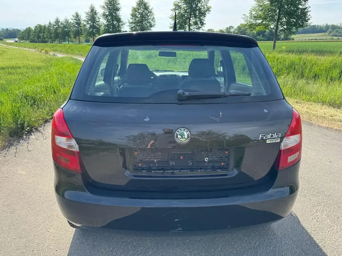 Gebraucht Skoda Fabia 60 PS (44 kW) 2010 Schwarz Kleinwagen