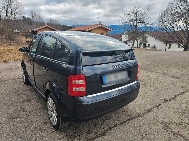 Gebraucht Audi A2 75 PS (55 kW) 2004 Schwarz Kleinwagen