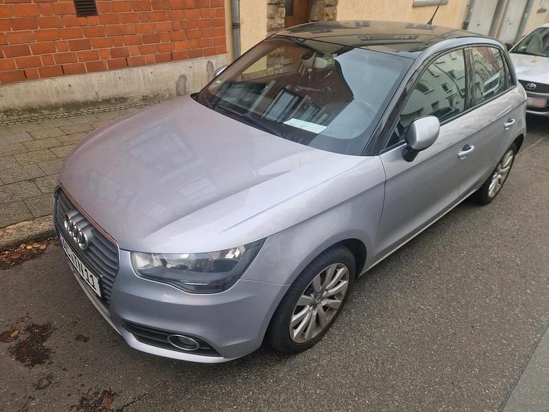 Gebraucht Audi A1 Sportback 122 PS (89 kW) 2014 Silber Kleinwagen