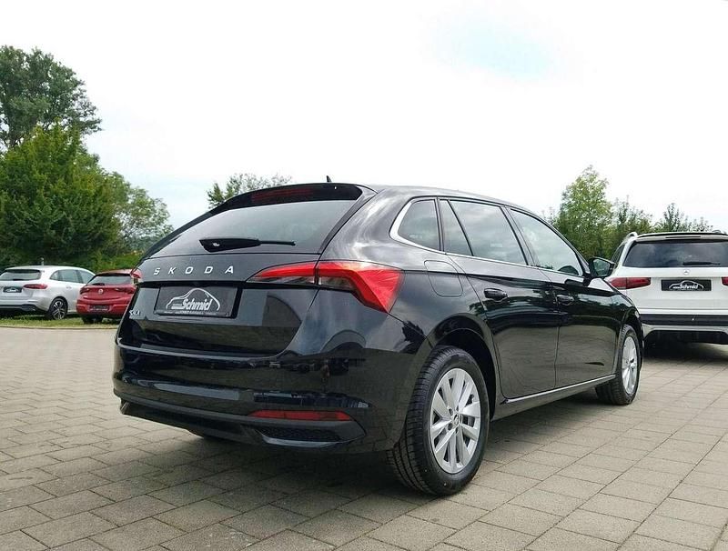 Gebraucht Skoda Scala Selection 116 PS (85 kW) 2024 Black magic Kleinwagen