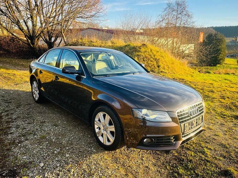 Gebraucht Audi A4 Ambiente 211 PS (155 kW) 2010 Braun Limousine