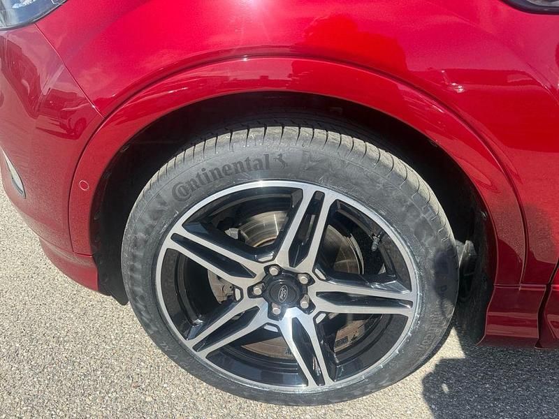 Gebraucht Ford Kuga ST-Line 179 PS (131 kW) 2019 Rubyrot (metallic) SUV