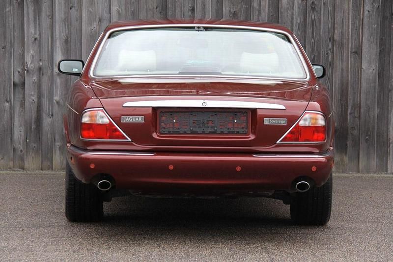 Gebraucht Jaguar XJ Sovereign 284 PS (208 kW) 1998 Rot Limousine