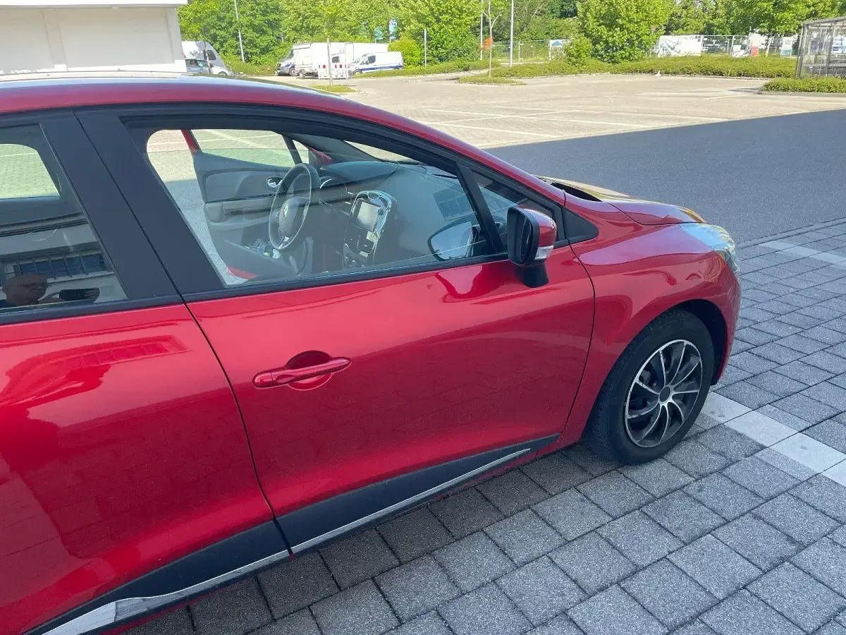 Gebraucht Renault Clio Dynamique 73 PS (53 kW) 2015 Rot Kleinwagen