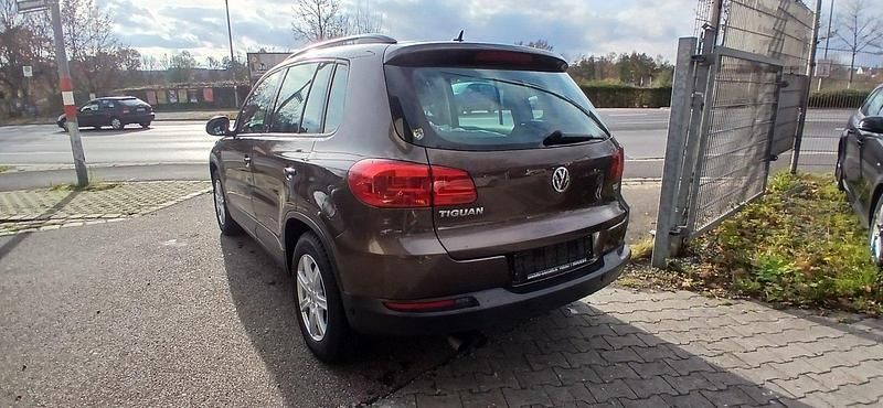 Gebraucht VW Tiguan 122 PS (89 kW) 2014 Braun SUV