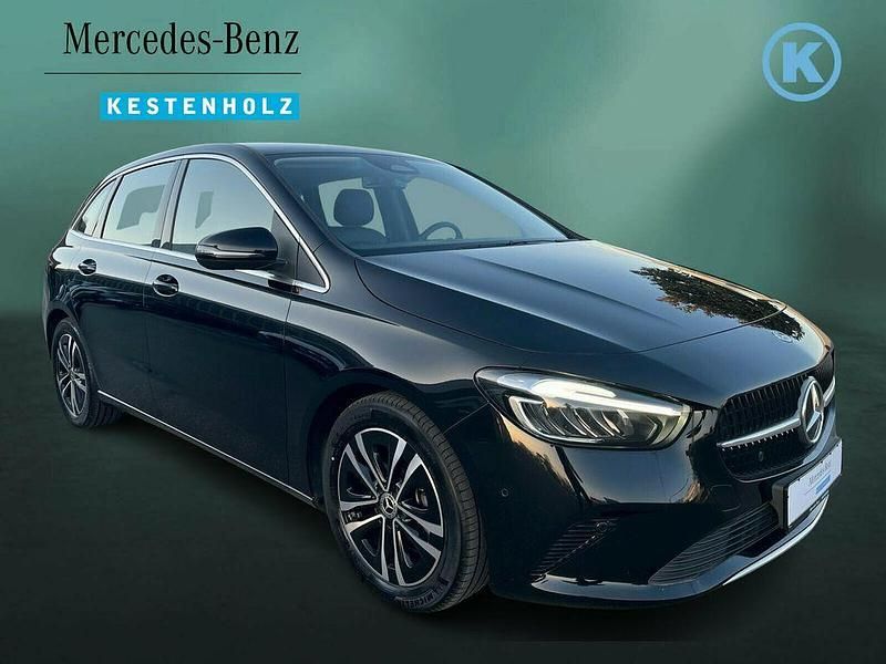 Gebraucht Mercedes B180 Progressive 136 PS (100 kW) 2023 Nachtschwarz Van / Kleinbus