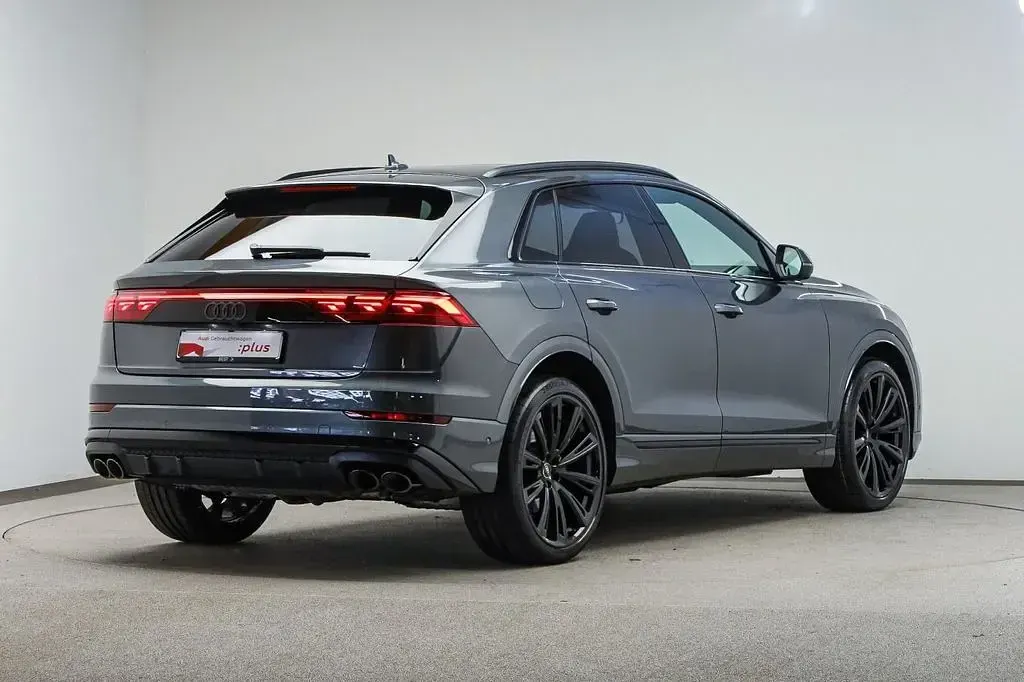 Gebraucht Audi SQ8 Sport 507 PS (372 kW) 2025 Daytonagrau perleffekt SUV