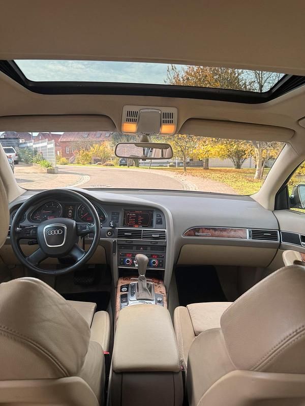 Grau Gebraucht 2006 Audi A6 Kombi | 2.999 € (Fairer Preis) - Bild 1/4