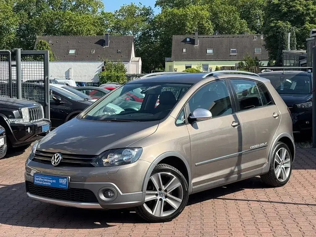 Gebraucht VW Golf Plus 105 PS (77 kW) 2011 Kaschmirbraun Van / Kleinbus