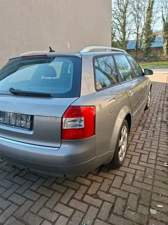 Gebraucht Audi A4 131 PS (96 kW) 2003 Grau Kombi