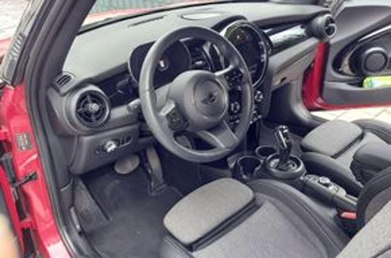 Gebraucht Mini ONE 102 PS (75 kW) 2021 Rot Kleinwagen