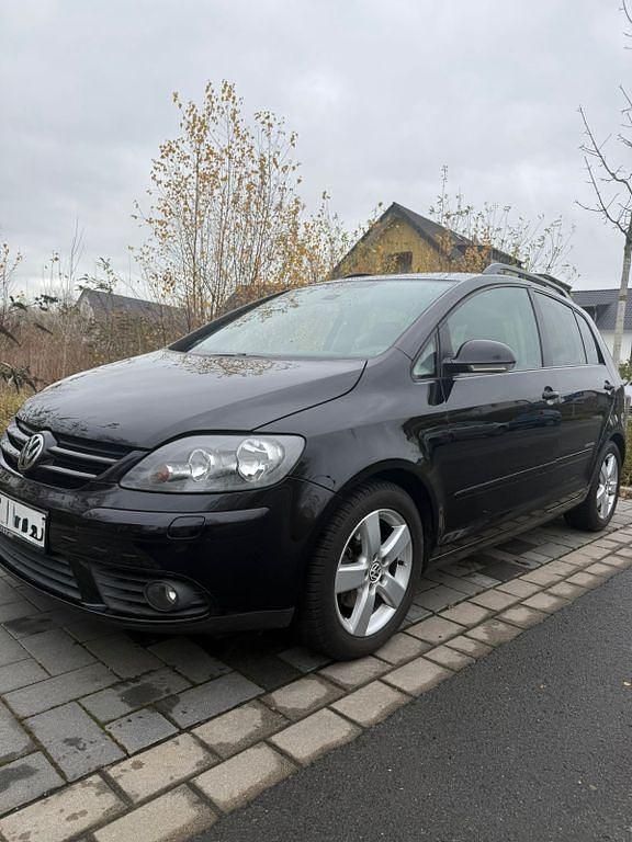 Gebraucht VW Golf Plus Cross United 122 PS (89 kW) 2008 Schwarz Van / Kleinbus