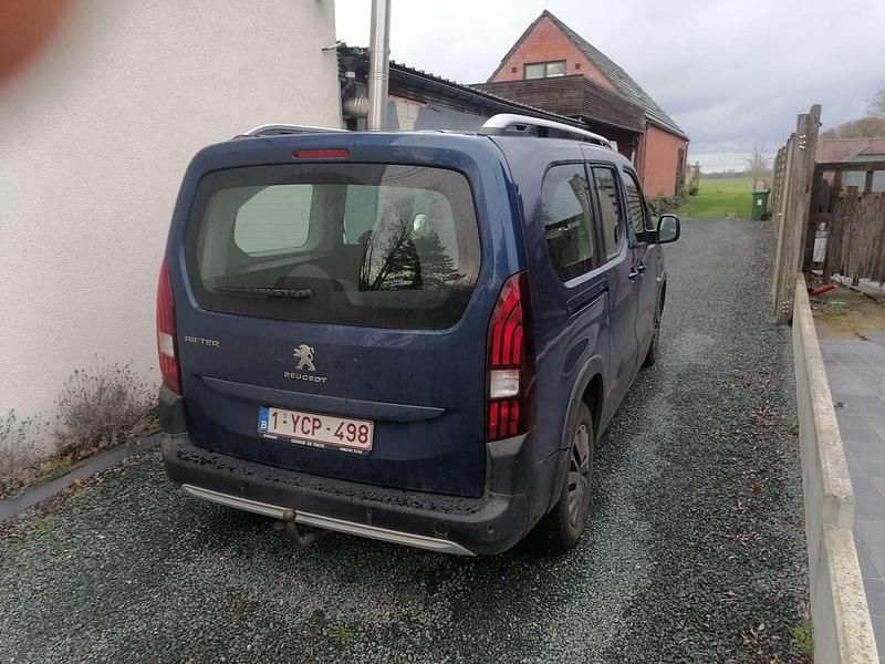 Gebraucht Peugeot Rifter 131 PS (96 kW) 2020 Blau Van / Kleinbus