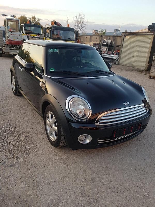 Schwarz Gebraucht 2010 Mini Cooper Kleinwagen | 3.500 € (Fairer Preis) - Bild 1/4