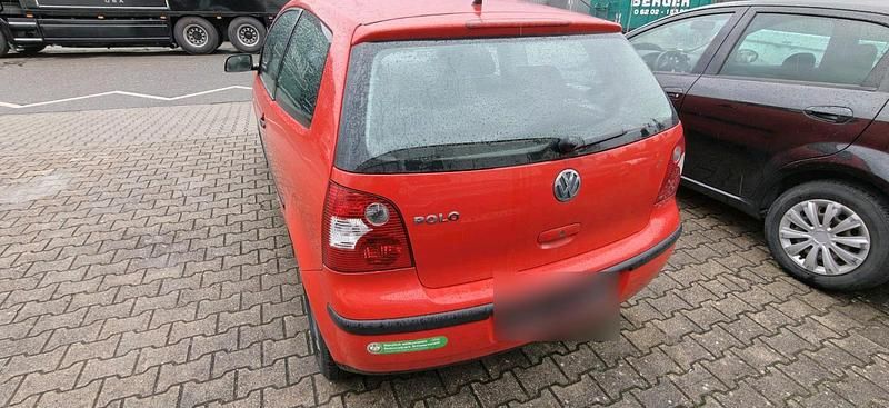 Gebraucht VW Polo 54 PS (39 kW) 2003 Rot Kleinwagen