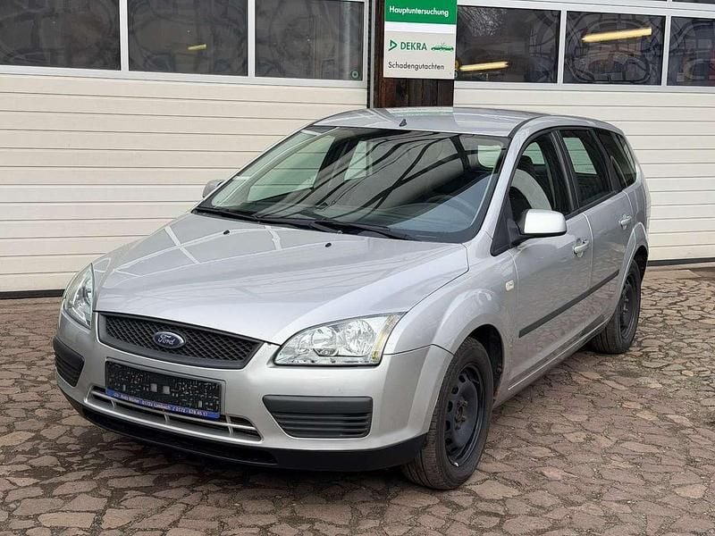 Gebraucht Ford Focus Fun X 109 PS (80 kW) 2007 Polarsilber metallic Kombi