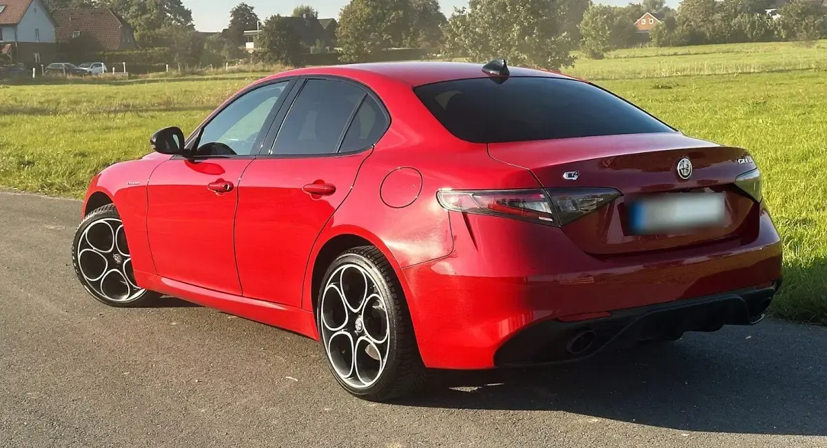 Gebraucht Alfa Romeo Giulia Veloce 280 PS (205 kW) 2024 Rot Limousine