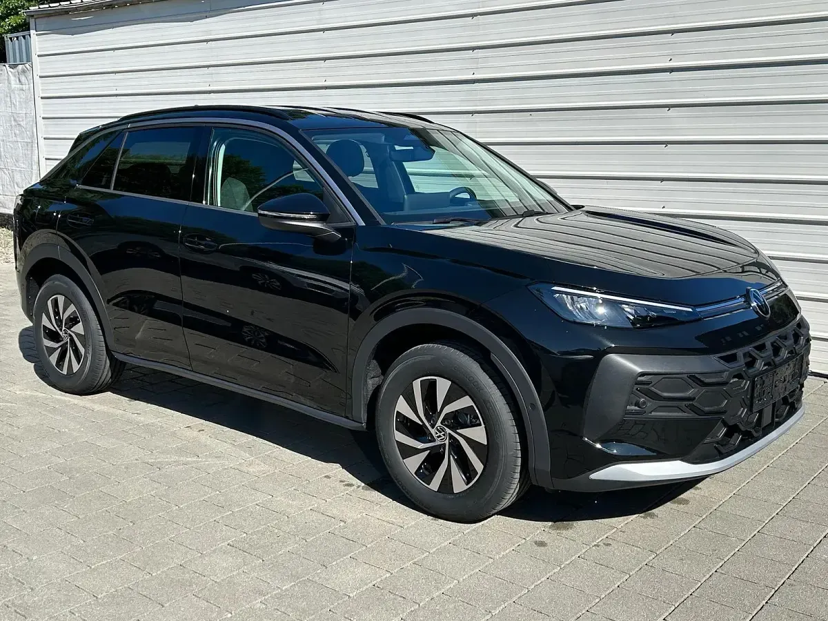 Gebraucht VW T-Roc Life 150 PS (110 kW) 2026 SUV