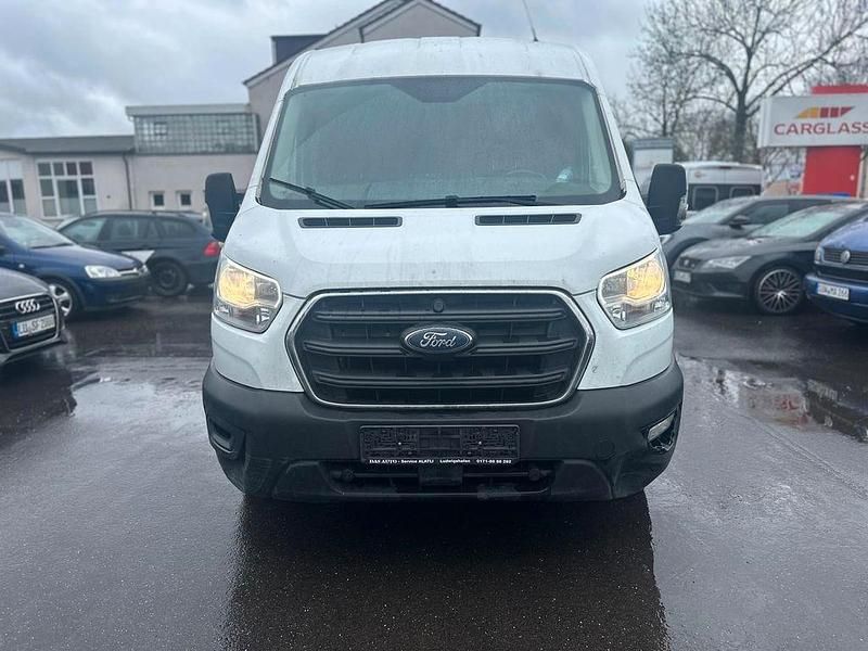 Gebraucht Ford Transit Trend 170 PS (125 kW) 2020 Weiß Van / Kleinbus