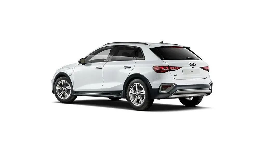 Usata Audi A3 204 CV (150 kW) 2025 Bianco Berlina