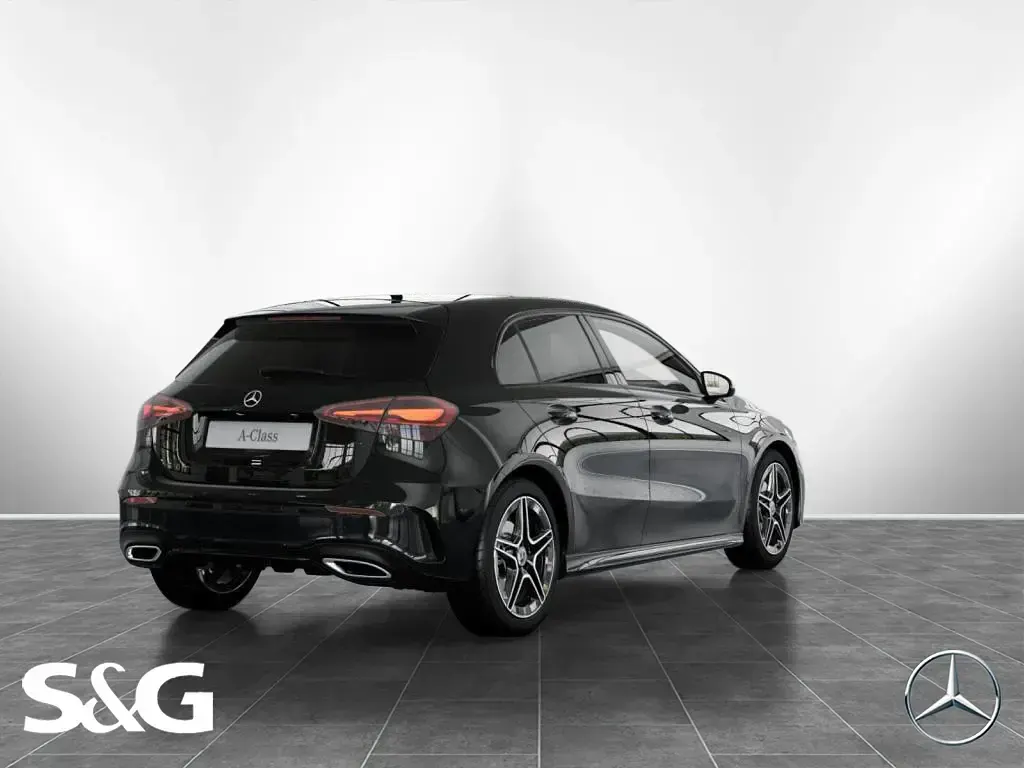Gebraucht Mercedes A200 AMG 163 PS (119 kW) 2025 Unilack nachtschwarz Limousine