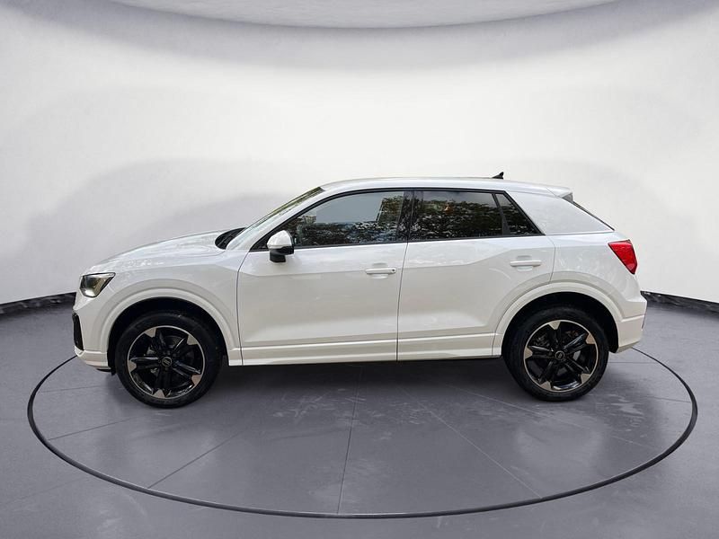 Neu Audi Q2 Advanced Plus 150 PS (110 kW) 2025 Weiß SUV