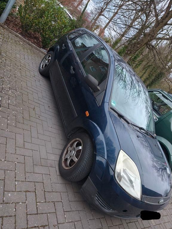 Gebraucht Ford Fiesta 60 PS (44 kW) 2002 Blau Kleinwagen