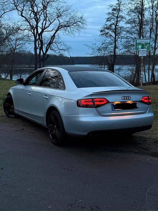 Gebraucht Audi A4 160 PS (117 kW) 2008 Grau Limousine