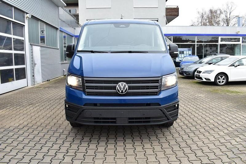 Neu VW Crafter 140 PS (102 kW) 2025 Deep ocean blue Van