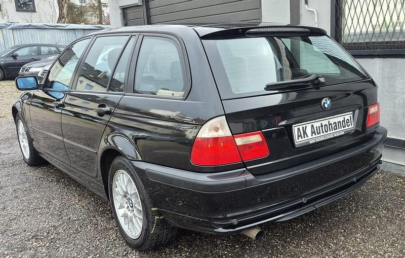 Gebraucht BMW 318 Sport Line 143 PS (105 kW) 2002 Schwarz Kombi