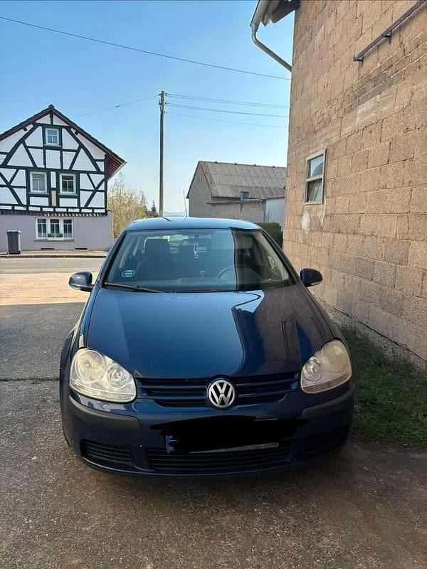 Gebraucht VW Golf V 102 PS (75 kW) 2004 Blau Kleinwagen