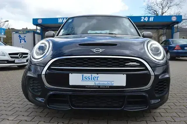 Gebraucht Mini John Cooper Works Chili 231 PS (169 kW) 2019 Schwarz Kleinwagen