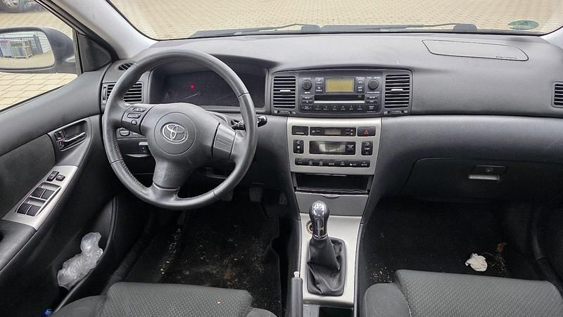 Gebraucht Toyota Corolla 110 PS (80 kW) 2006 Grau Limousine