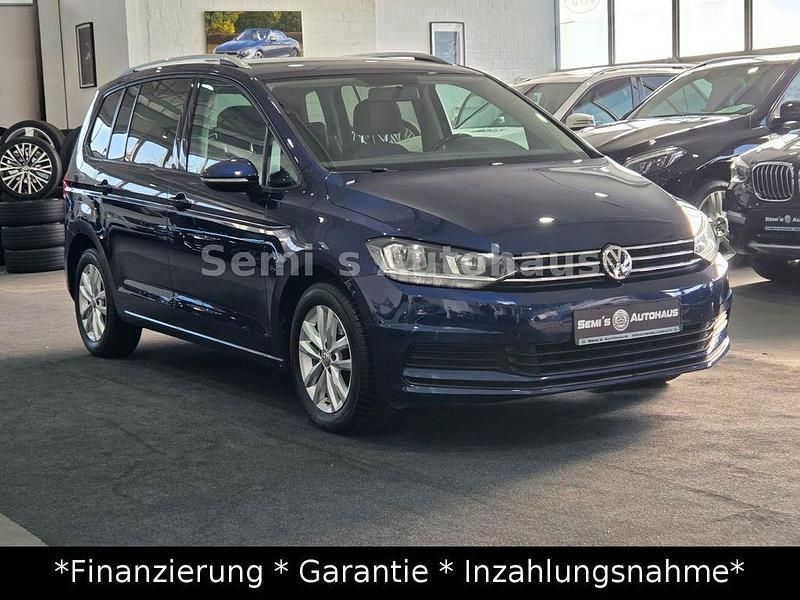 Gebraucht VW Touran Comfortline 116 PS (85 kW) 2018 Blau Van / Kleinbus