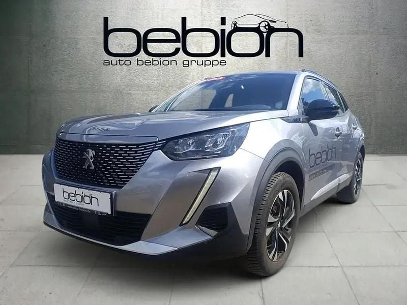 Metfa artense silber Gebraucht 2023 Peugeot e-2008 Allure SUV | 19.900 € (Guter Preis) - Bild 1/4